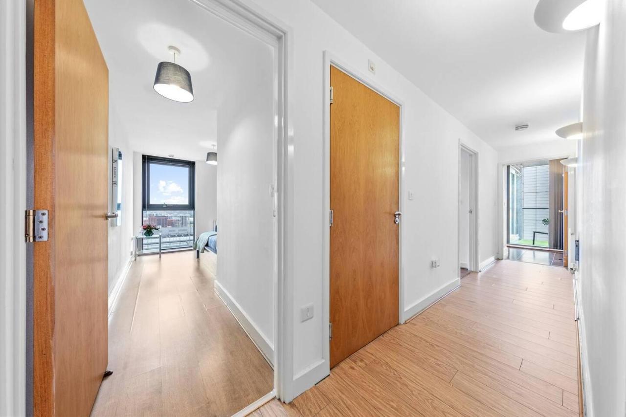 Lovely & Cosy 2 Beds London Skyline View Екстер'єр фото